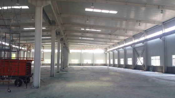 Il gruppo di lavoro della struttura d'acciaio della fabbrica/pre ha costruito l'affare delle costruzioni del metallo