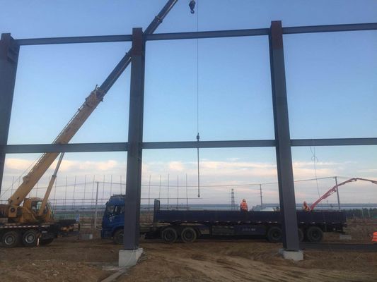 Sezione H Edificio di magazzino prefabbricato in acciaio laminato a caldo galvanizzato economico industriale peso leggero grande lunghezza