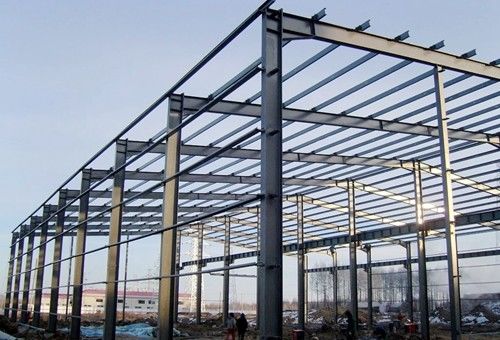 Prefabbricazione industriale dipinta / struttura in acciaio pre-progettata Edificio di isolamento termico in acciaio leggero
