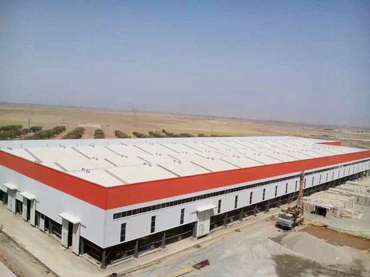 Capannone Officina Prefabbricato in Acciaio per Stoccaggio Industriale