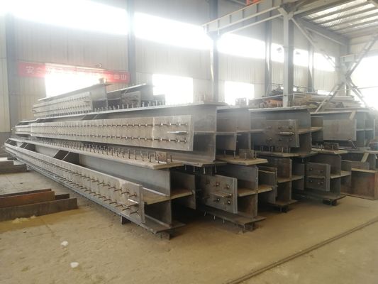 Alkyd / Epoxy Dipinto / Galvanizzato Struttura di Acciaio Membri GB UB ASTM Standard