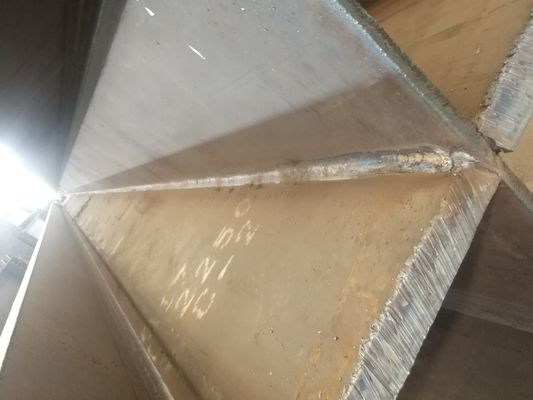 Alkyd / Epoxy Dipinto / Galvanizzato Struttura di Acciaio Membri GB UB ASTM Standard
