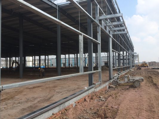 Costruzione di strutture in acciaio e metallo Prefabbricato