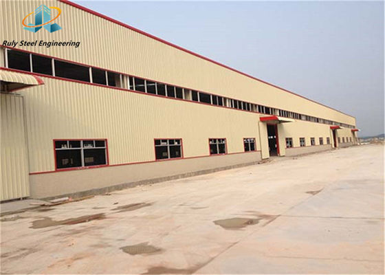 Facilità di assemblaggio Large Span Low Cost High Quality Seismic Space Customized Prefab Steel Structure Warehouse