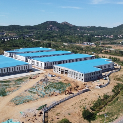 Edificio prefabbricato in acciaio per la costruzione di capannoni e officine