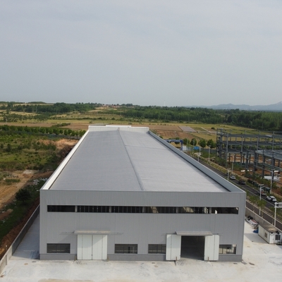 Edificio di strutture in acciaio prefabbricato su misura per uso industriale