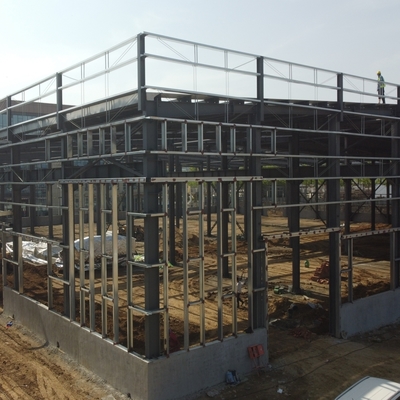 Struttura in acciaio prefabbricata Edificio magazzino Q355 Dimensione su misura