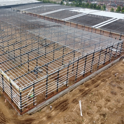 Costruzioni industriali in acciaio con telaio galvanizzato a caldo