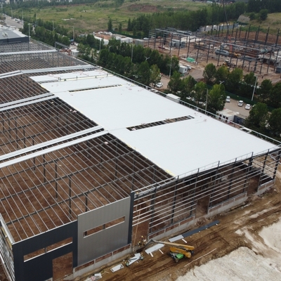 Costruzioni industriali in acciaio con telaio galvanizzato a caldo