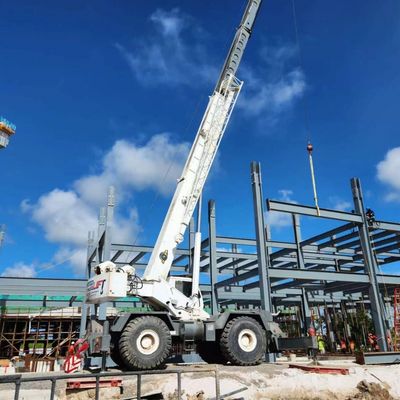 Progettazione moderna Struttura in acciaio prefabbricata Edifici alberghieri a più piani Edifici in acciaio