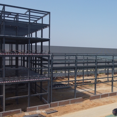 Edificio prefabbricato per officine di acciaio con isolamento in lana di roccia