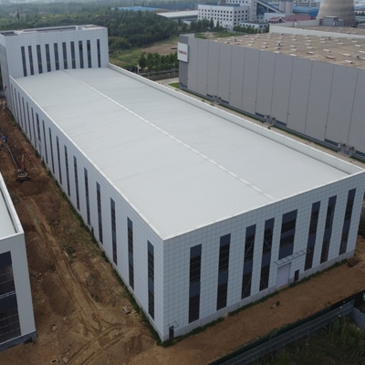 Magazzino prefabbricato con struttura in acciaio, officina multipiano a campata ampia