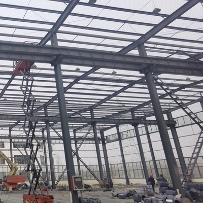 Magazzino di strutture in acciaio con grande baldacchino per laboratorio di imballaggio