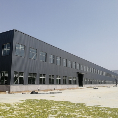 Strutture in acciaio galvanizzato a caldo per edifici industriali