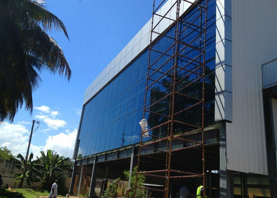 Edificio per uffici multipiano prefabbricato in acciaio con facciata continua in vetro