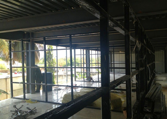 Edificio per uffici multipiano prefabbricato in acciaio con facciata continua in vetro