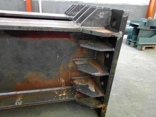 Fabbricazione prefabbricata di travi in acciaio Q235B Q355B ASTM A36 H