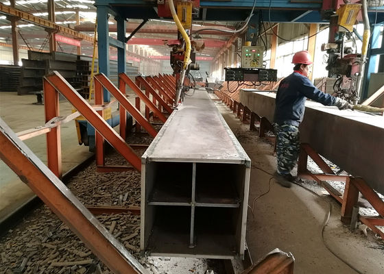 Fabbricanti di colonne in acciaio Q235B Q355B ASTM A36 Traverse strutturali