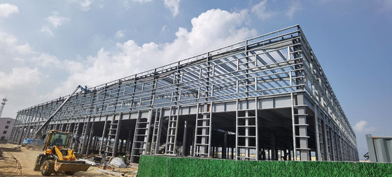 Edificio di appartamenti in acciaio con struttura prefabbricata multipiano e pannelli isolanti per pareti per edilizia residenziale urbana a rapida realizzazione